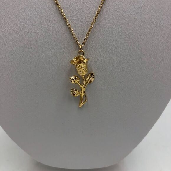 Rose Flower 18K Gold Plated Women's Necklace Hypoallergenic Waterproof Jewelry - Picture 3 of 11